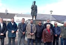 Положени вијенци на споменик солунском добровољцу