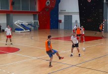 Радничка лига у малом фудбалу донијела велики број голова и добру игру