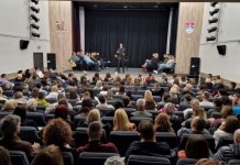 Представа „Ђурологија“ одушевила паљанску публику