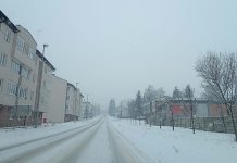 Снијег од јутрос пада на Романији, возачи опрез