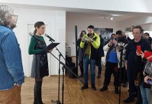 Кустурица отворио ретроспективну изложбу Ратка Лалића у Андрићграду