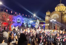 Почео свечани дефиле, учествује 3.400 припадника МУП-а, те представника јавног и цивилног сектора