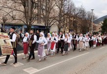 На фестивалу ветерана фолклора око 400 учесника из Србије и Српске