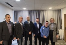 Осам лица са Дауновим синдромом потписало уговоре о запошљавању