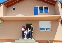 Дом за шест чланова породице Крунић