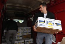 Прехрамбени пакети социјално угроженим породицама