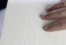 У петак књижевно вече „Из тамног дана у свјетлосну ноћ уз чудесну моћ“