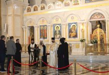 Додик и Вучић на молитви у Храму Светог Саве пред одлазак предсједника Србије у Њујорк