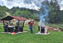 Малобројни излетници на првомајском уранку