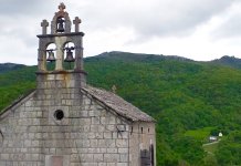 Црквена звона покривају и штите свети улошки крај