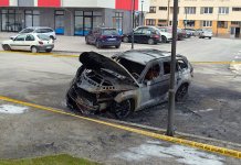Горјела два аутомобила „шкода“, једно у потпуности изгорјело