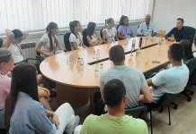 Честитке и новчане награде златним тенисерима и сребрним одбојкашицама