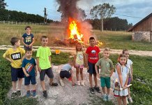 Романијске лиле засијале са првим сутоном