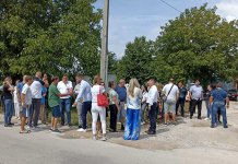 Грађани незадовољни блокадом улице због проширења аеродрома