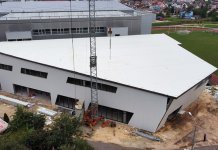 Радови на постављању фасаде на објекту Факултета физичког васпитања и спорта