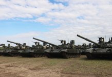 У Батајници приказ способности Војске Србије, присуствују Вучић, Вишковић и Стевандић