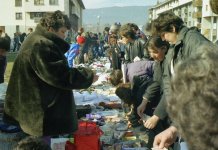 Фотографије које не блиједе: Сјећање на долазак румунских трговаца у послијератне Пале