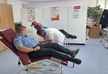 У акцији давања крви 38 припадника Полицијске управе