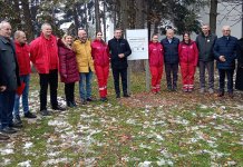 Отворено дјечије игралиште у дворишту основне школе