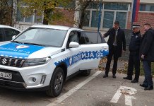Полицијској станици донирано возило „сузуки витара“