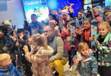 Малишанима подијељено 25 пари скија