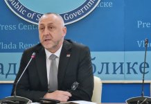 Егић: утврђена најнижа плата у износу од 900 КМ до 1300 КМ