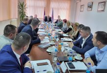 Детаљније приступити анализи рада Завода за запошљавање