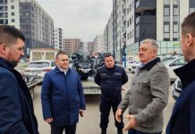 Ватрогасци добили двоје моторне санке са приколицом