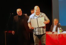 Додијељена признања најзаслужнијим естрадним радницима