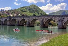 Око 80 веслача стартовало у кајак-кану регати