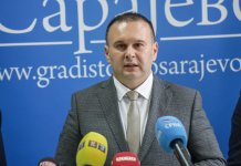 Ћосић: СДС мјесецима одуговлачио процес избора градских одборника