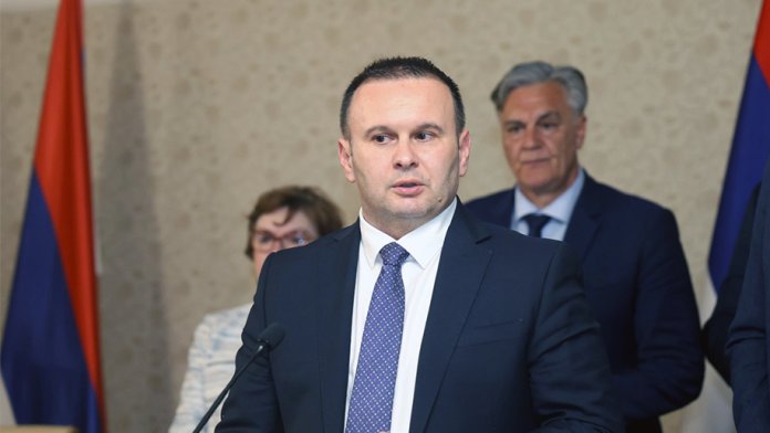ljubisa cosic - istocno sarajevo sastanak nacelnika i gradonacelnika s dodikom