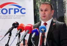 Предсједништво Савеза једногласно подржало Приједлог закона о платама у јединицама локалне самоуправе