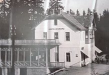 Изложба „Албум породице Ћуковић“ свједочи о некадашњем животу