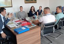 Башевић организовао пријем за три најуспјешнија средњошколца