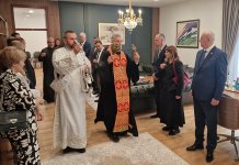 Освештана нова зграда Ректората и промовисано 17 доктора наука