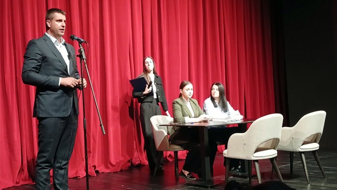 jovan katic - potpisivanje ugovora o energetskoj efikasnosti sa borackim kategorijama