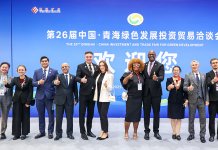 На сајму у Шинингу пажњу привукли вина, ракије и рукотворине из Српске