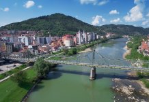 Парастос Србима убијеним у засједи на Црном врху