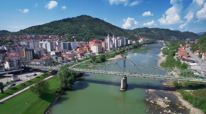 Поновљени избори на 53 гласачка мјеста, право гласа има 35.000 гласача