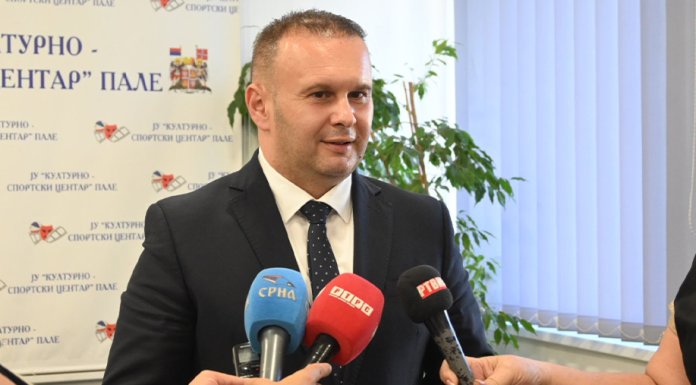 Ћосић: Чувати сјећање на српске породице које су градиле Сарајево