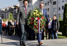 Положени вијенци код централног спомен-обиљежја погинулим борцима