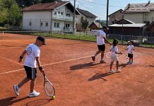 Тениски камп окупио 17 младих тенисера