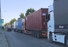 Превозници настављају блокаде Протест превозника - фото РТРС