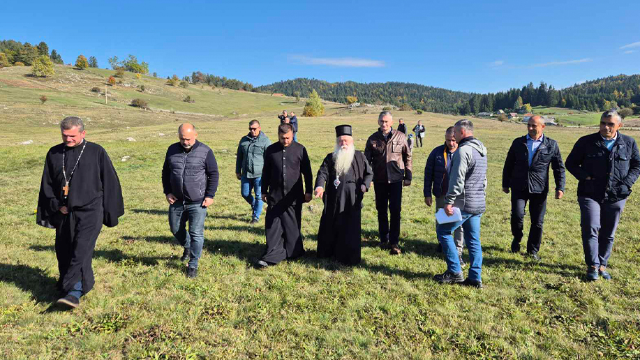 mitropolit hrizostom obisao mjesto izgradnje hrama na sjemecu