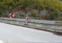 Почело постављање заштитних ограда на путу Добрун-Вардиште