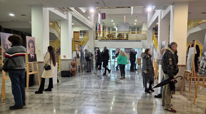 Отворена изложба „Век и по српске школе глуме“