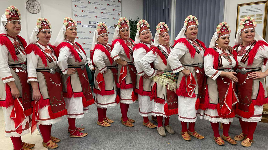 smotra folklora vozi me na pale