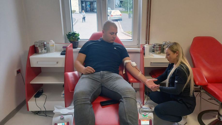 zaposleni bolnice srbija darivali krv