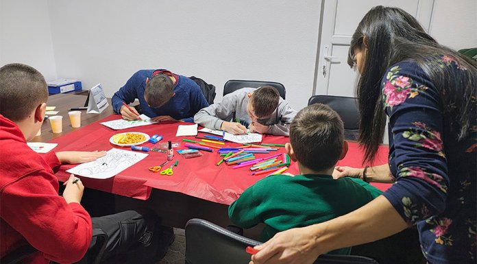 Организована креативна радионица за дјецу са посебним потребама